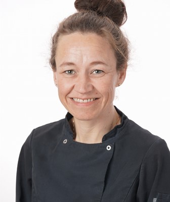 127789 Lisa Hvarregaard